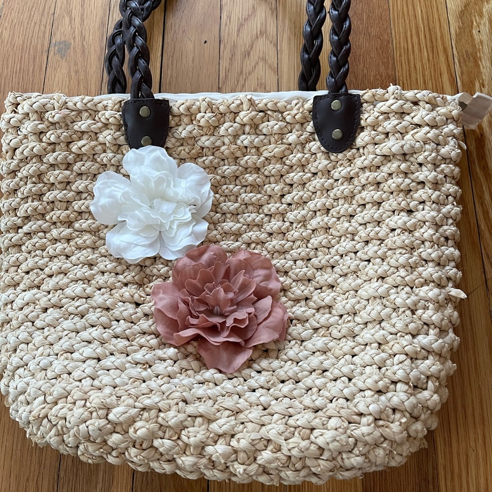 COPY - Straw tote NWOT